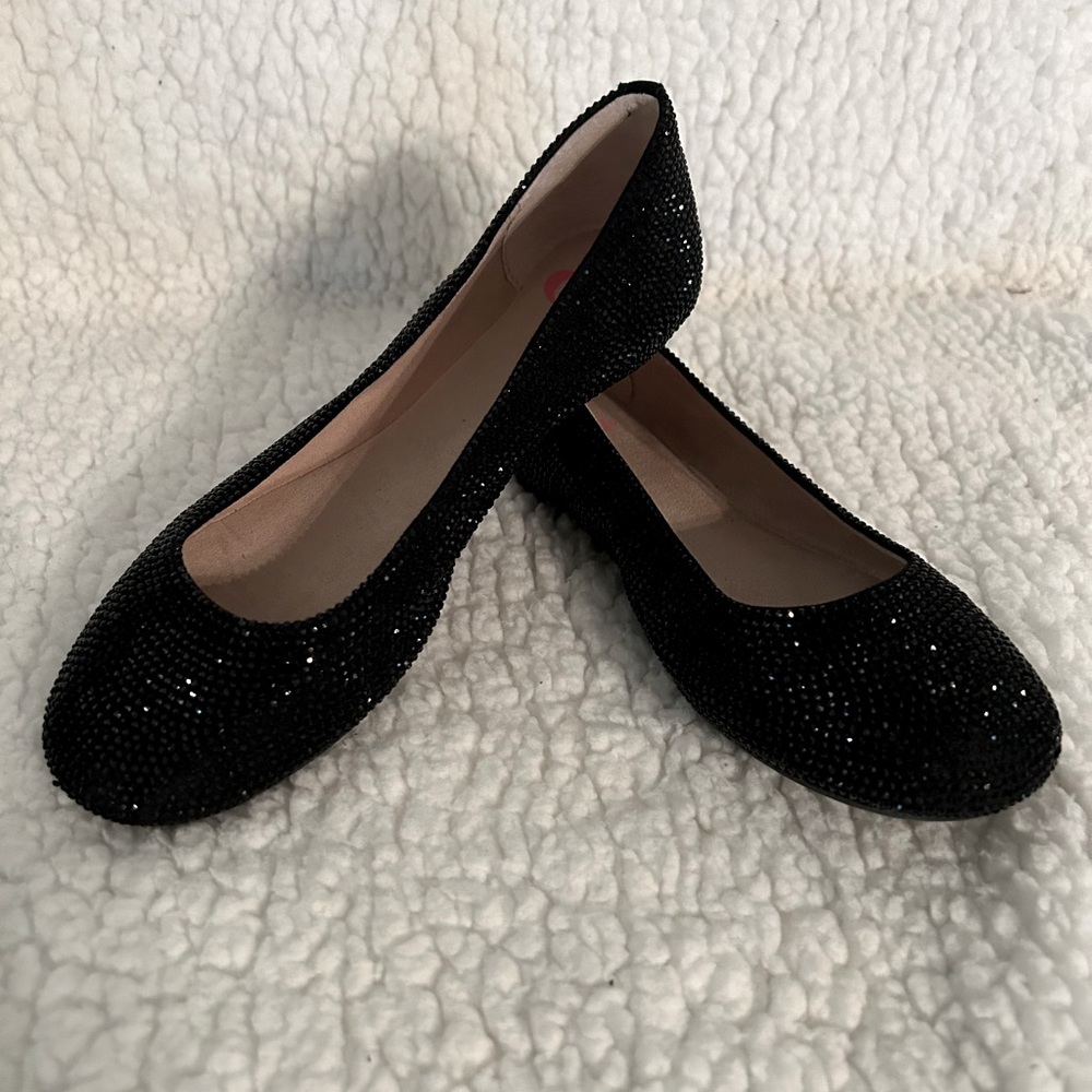 Giani Bini Girls slip on dress shoe